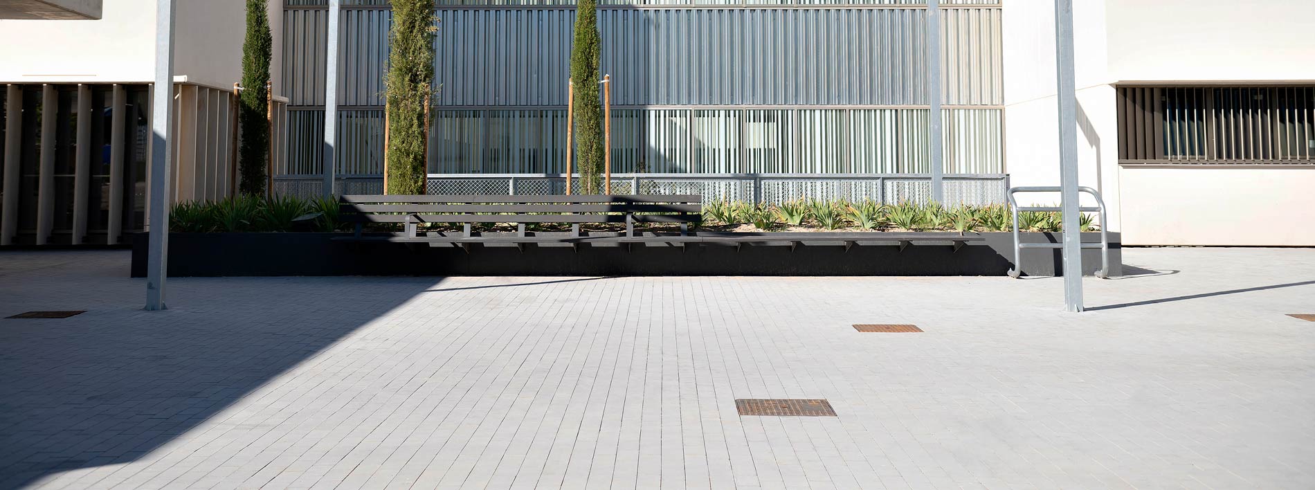 Pavimentos descontaminantes: funcionamiento, regulación y beneficios urbanos